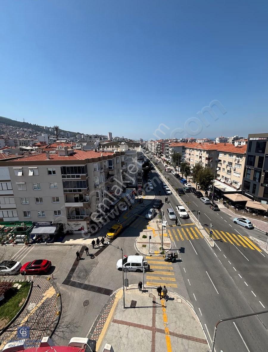 Narlıdere Merkez De Geniş Kiralık Dükkan - Görsel 4