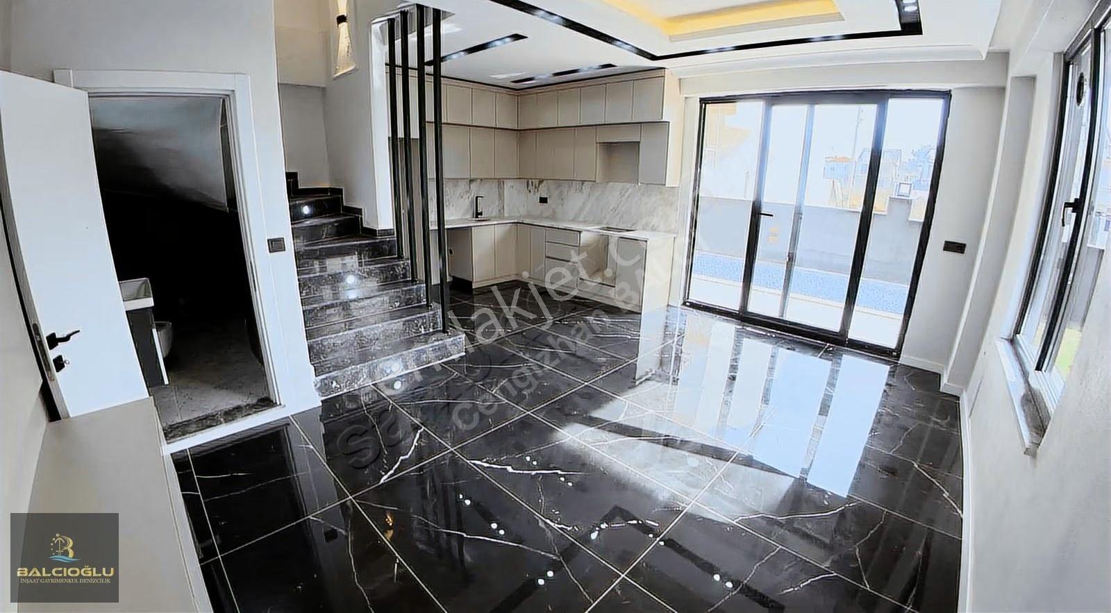 Balcıoğlundan Satılk Denize 80m Havuzlu Bahçli Lüx Triplex Villa - Görsel 27