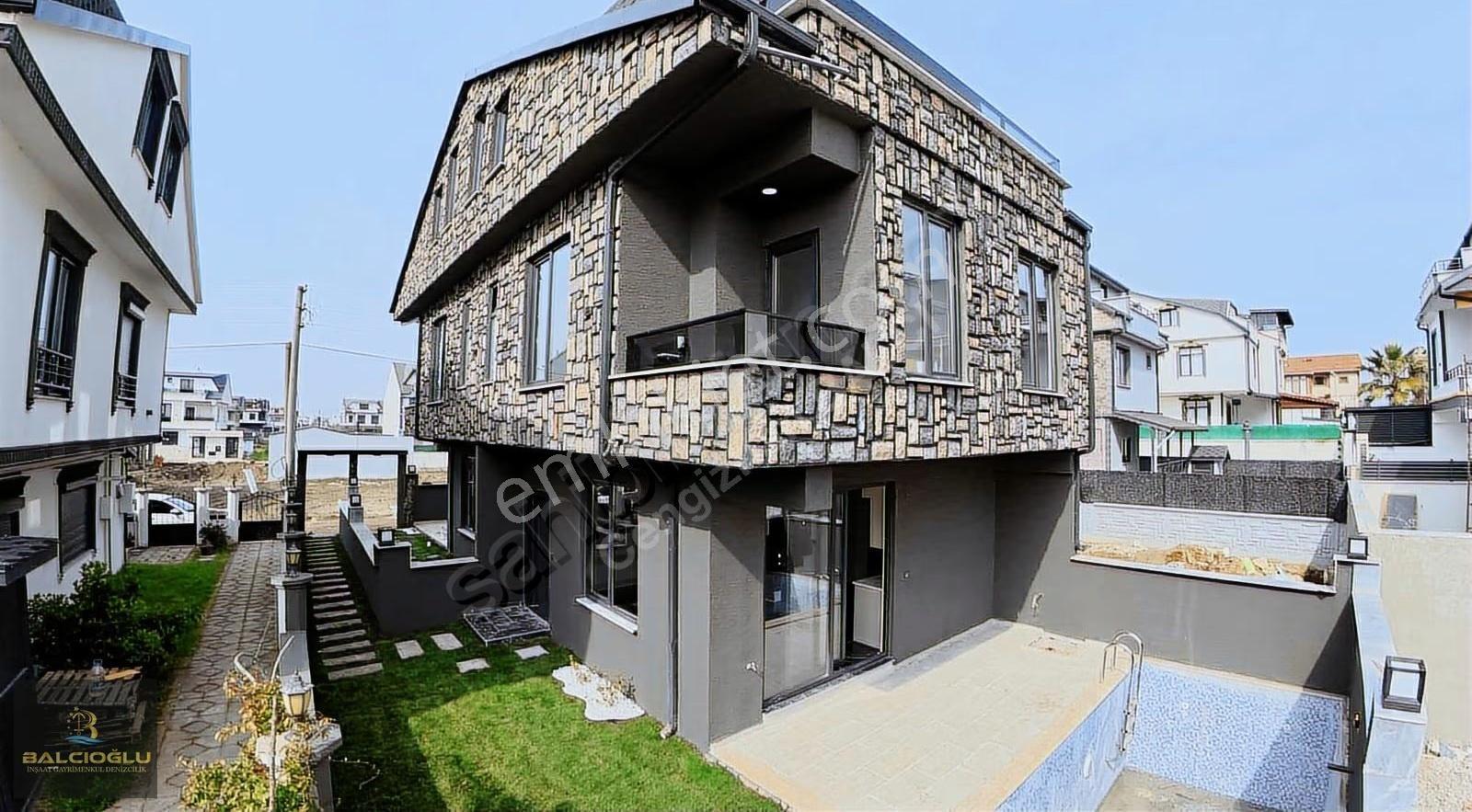 Balcıoğlundan Satılk Denize 80m Havuzlu Bahçli Lüx Triplex Villa - Görsel 18