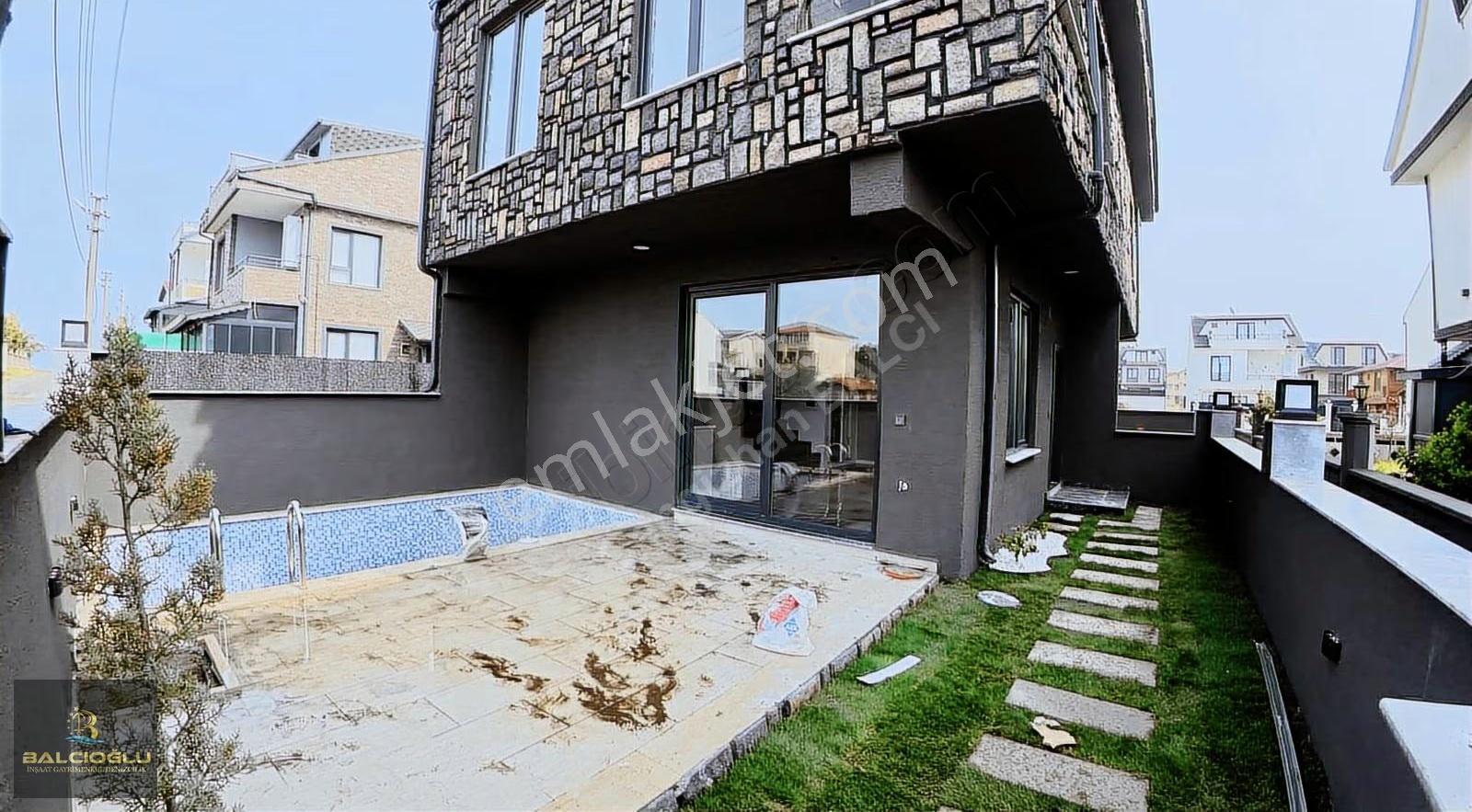 Balcıoğlundan Satılk Denize 80m Havuzlu Bahçli Lüx Triplex Villa - Görsel 5