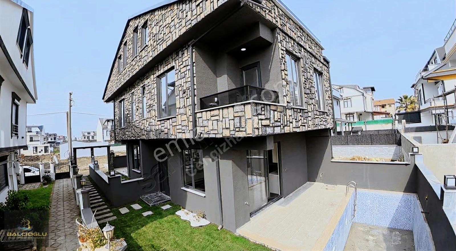 Balcıoğlundan Satılk Denize 80m Havuzlu Bahçli Lüx Triplex Villa - Görsel 19