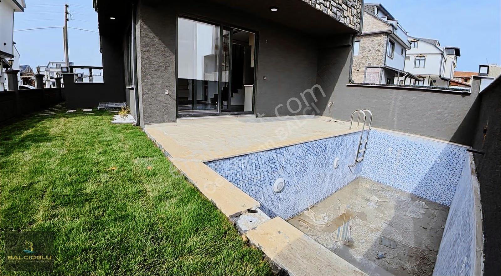 Balcıoğlundan Satılk Denize 80m Havuzlu Bahçli Lüx Triplex Villa - Görsel 25