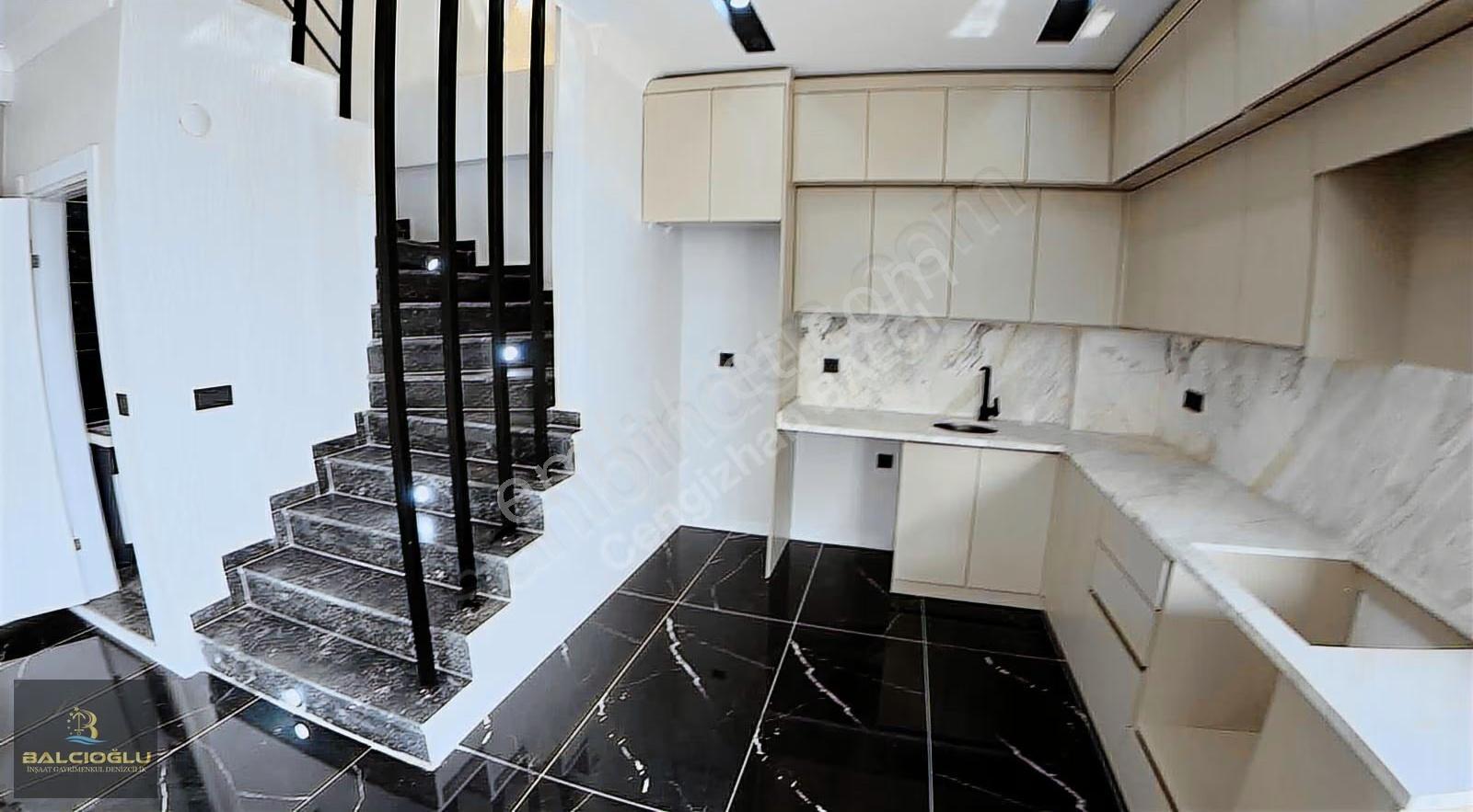 Balcıoğlundan Satılk Denize 80m Havuzlu Bahçli Lüx Triplex Villa - Görsel 31