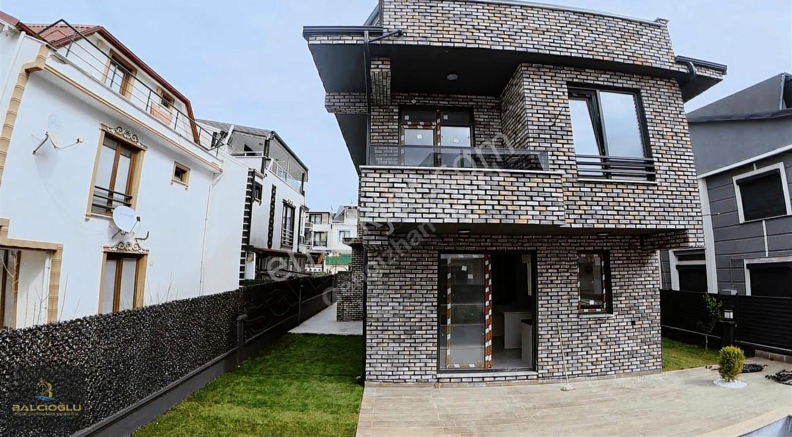 Balcıoğlundan Kocaali Yalıda Denize 50 M Havuzlu Triplex Villa - Görsel 17