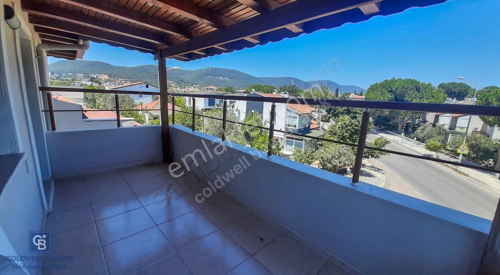 Fiyat Düştü ... Çeşmealtında Satılık 5+1 Villa - Görsel 21