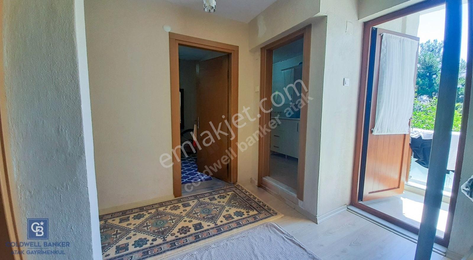 Fiyat Düştü ... Çeşmealtında Satılık 5+1 Villa - Görsel 27