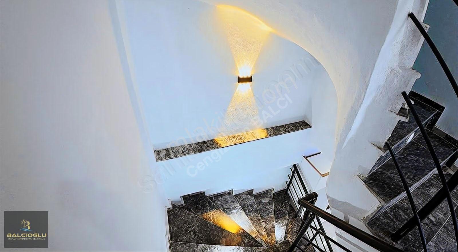 Balcıoğlundan Yalıda Denize İkinci Sıra Havuzlu Lüx 4+1 Villa - Görsel 18