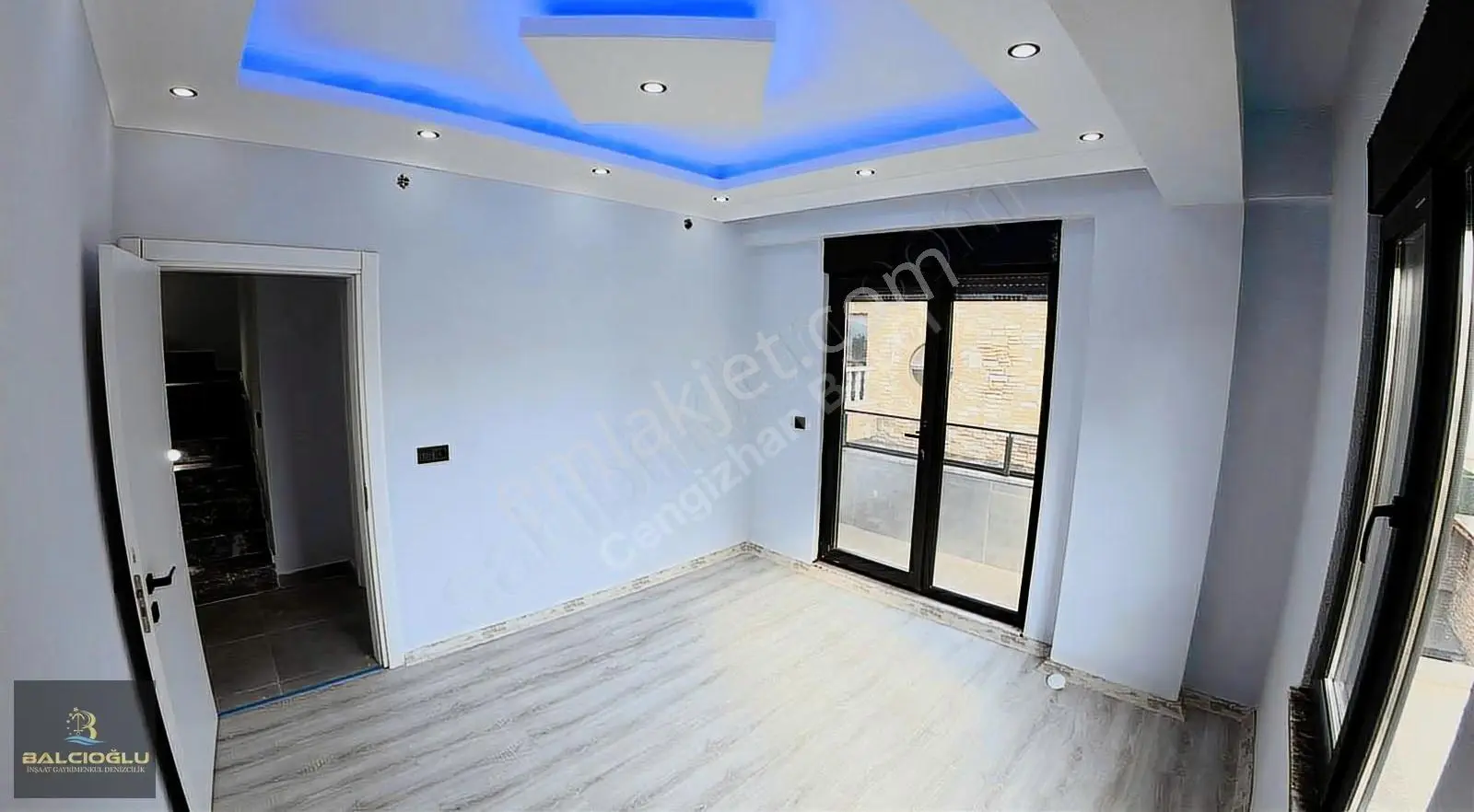 Balcıoğlundan Yalıda Denize İkinci Sıra Havuzlu Lüx 4+1 Villa - Görsel 2