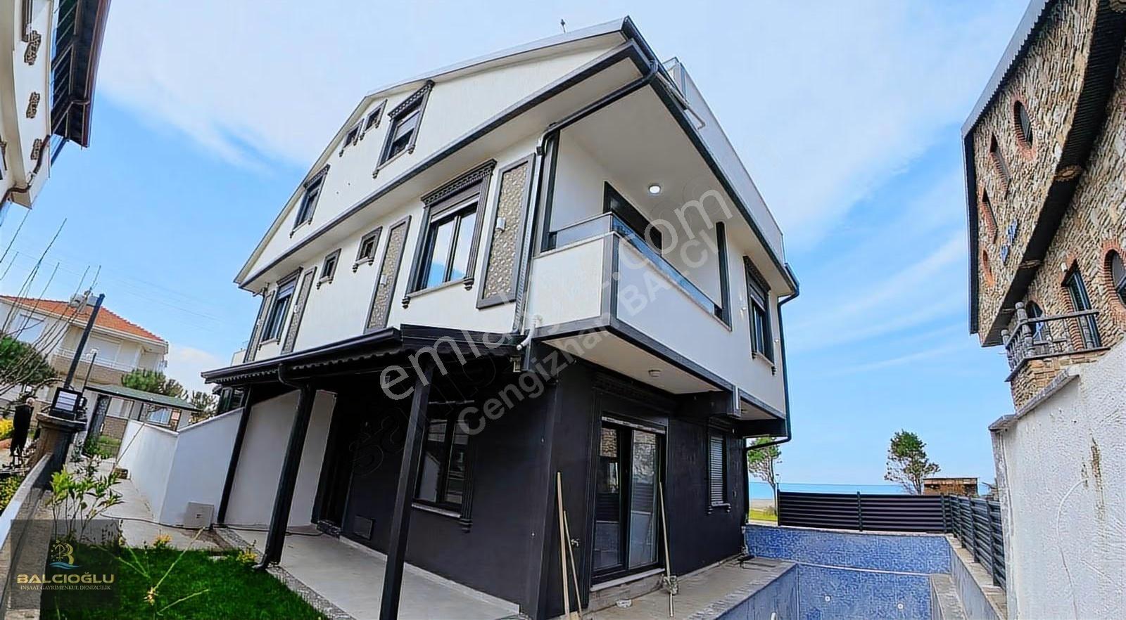 Balcıoğlundan Yalıda Denize İkinci Sıra Havuzlu Lüx 4+1 Villa - Görsel 6
