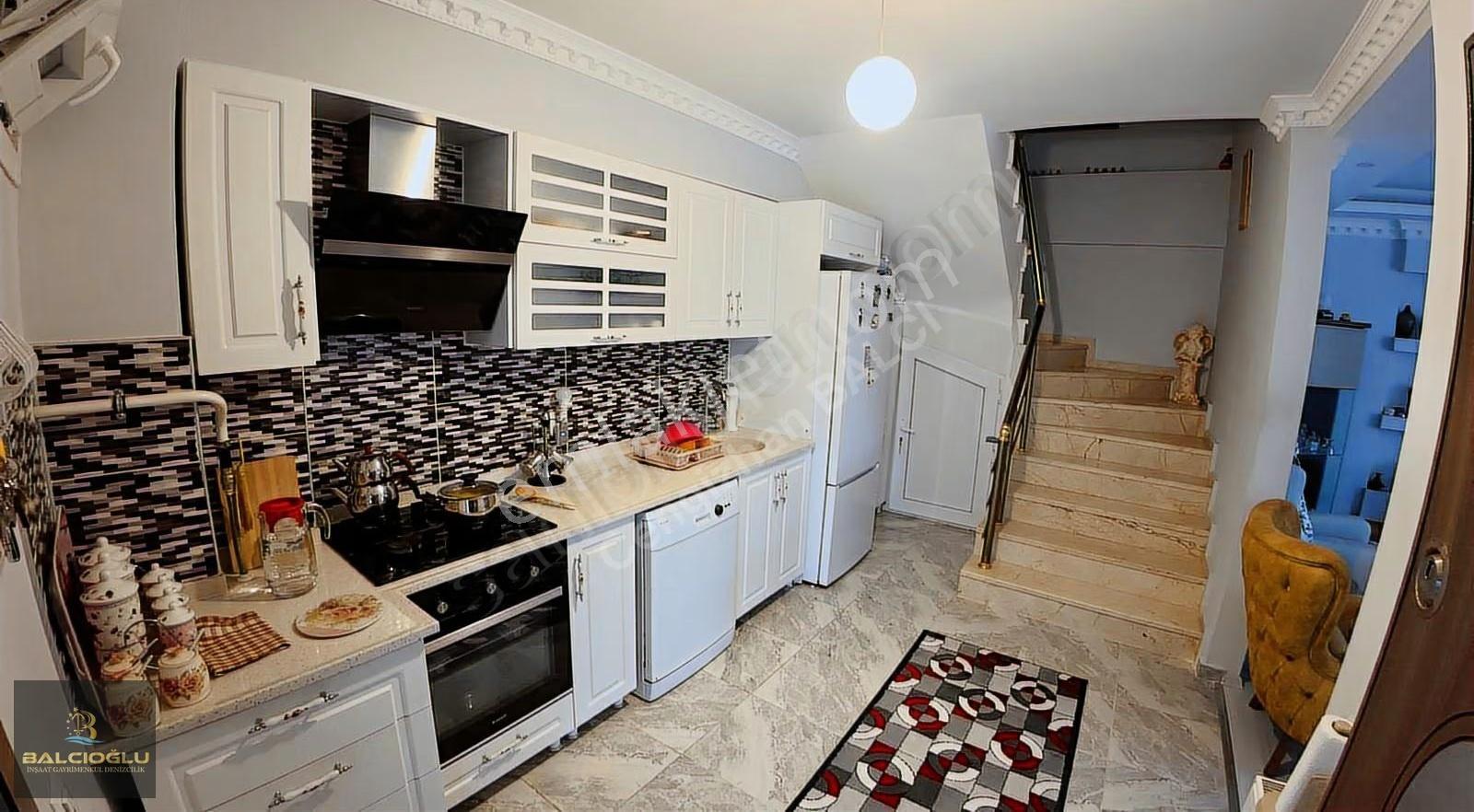 Balcıoğlundan Merkez Plajda Uygun Fiyatlı 3+1 Lüx Triplex Villa - Görsel 15
