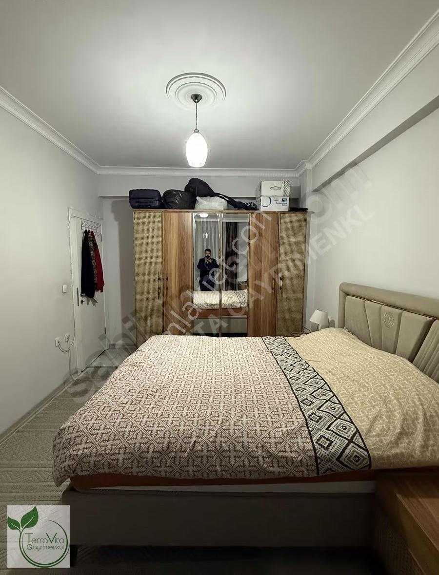 Halkalı Merkezde 3+1 Çift Balkonlu Geniş Satılık Daire - Görsel 7