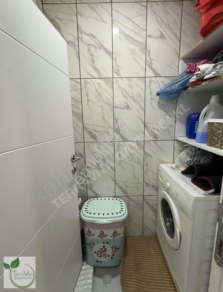Halkalı Merkezde 3+1 Çift Balkonlu Geniş Satılık Daire - Görsel 10