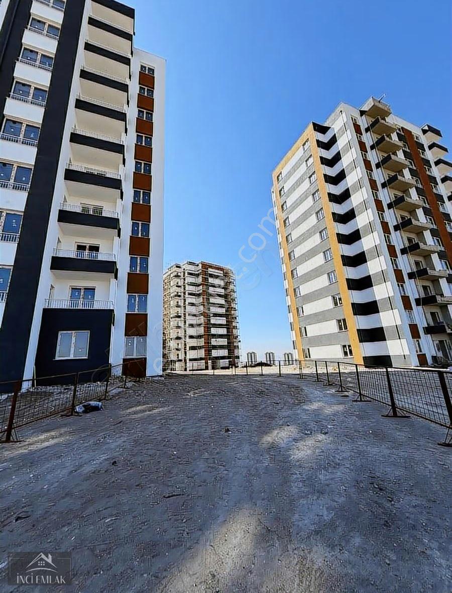 Talas Vadi 3+1 İldem F Boş Hisse Süper Konum