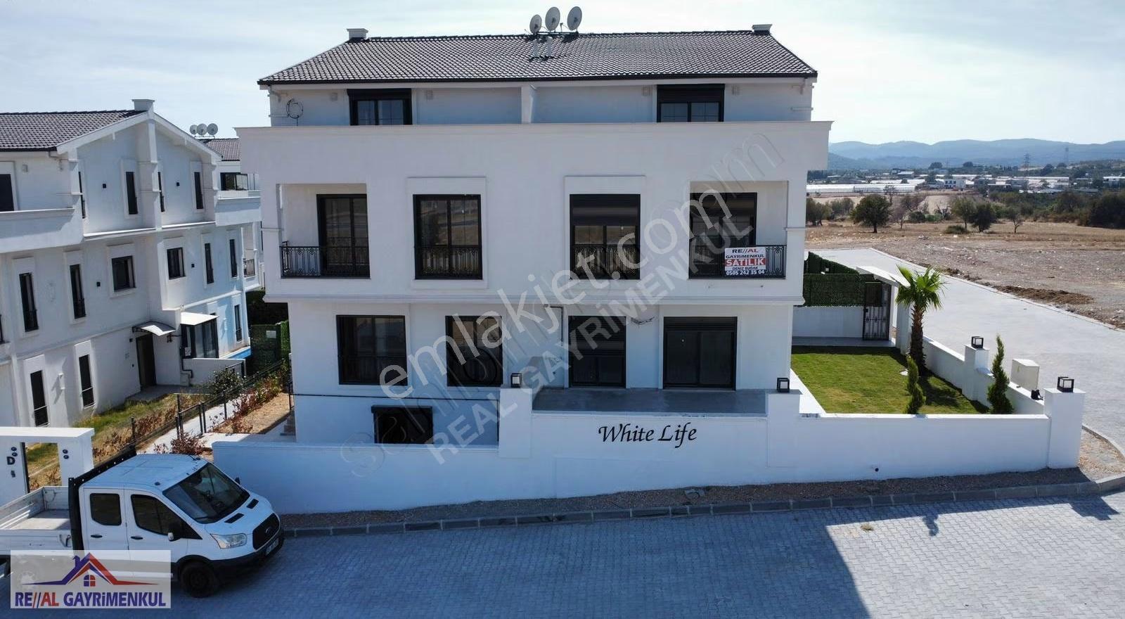 Real Gayrimenkul'den Barbarosta Köşe Konumda 4+1 Şahane Villa - Görsel 19