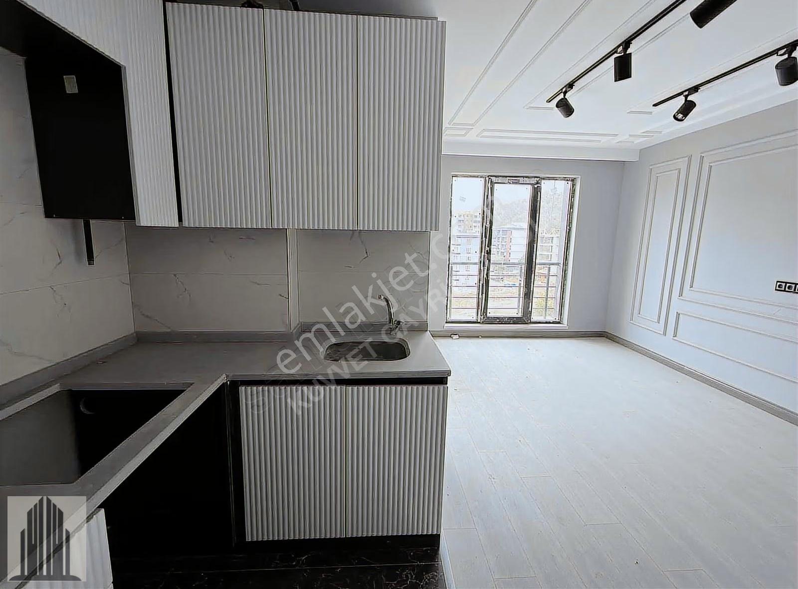 Tramvaya 650 Mt / Yüksek Kredili / İskanlı / Lüks 1+1 - Görsel 15