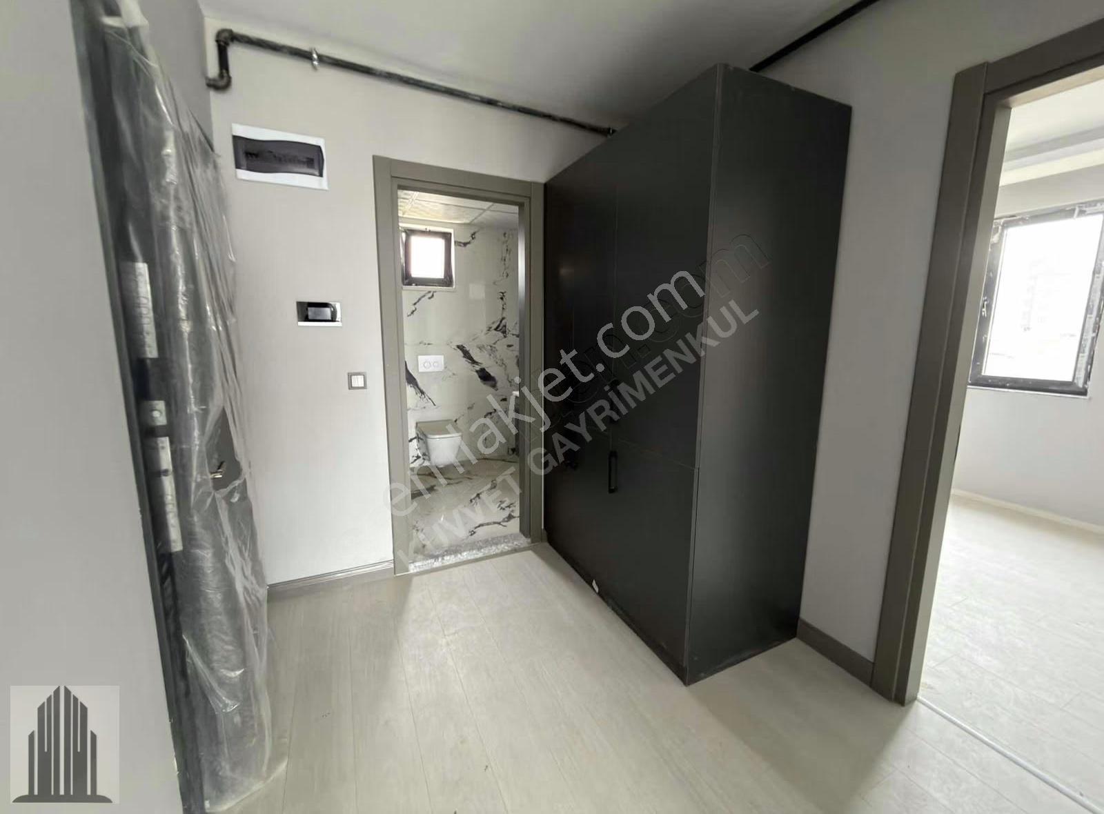 Tramvaya 650 Mt / Yüksek Kredili / İskanlı / Lüks 1+1 - Görsel 35