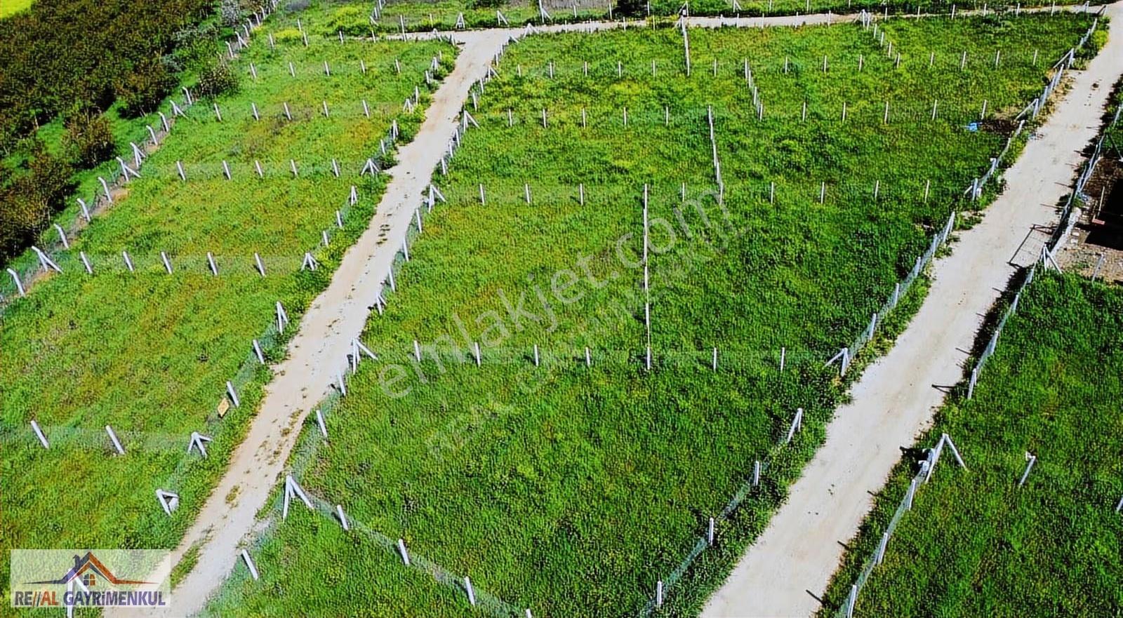 Real'den Menderes Sancaklı'da Otobüs Durağı Yanında Bahçe - Görsel 3