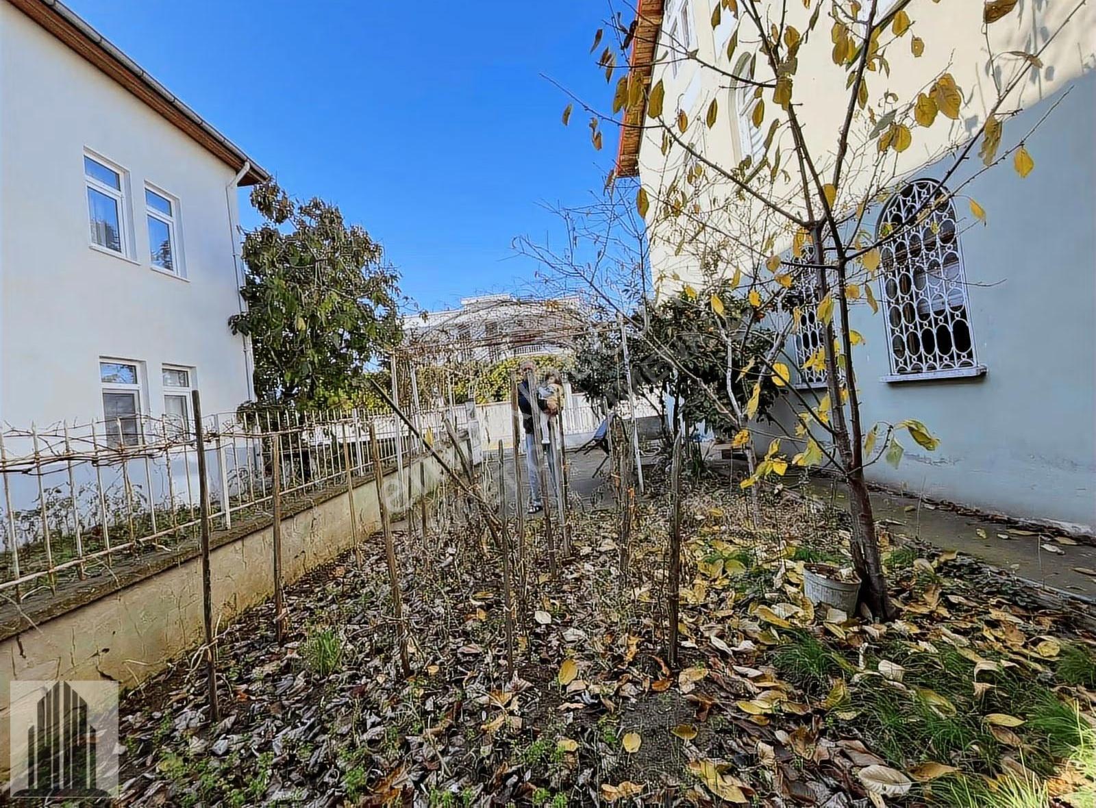 Kuvvet'ten Çatalçamda Denize Yürüme Mesafesinde Yazlık - Görsel 20
