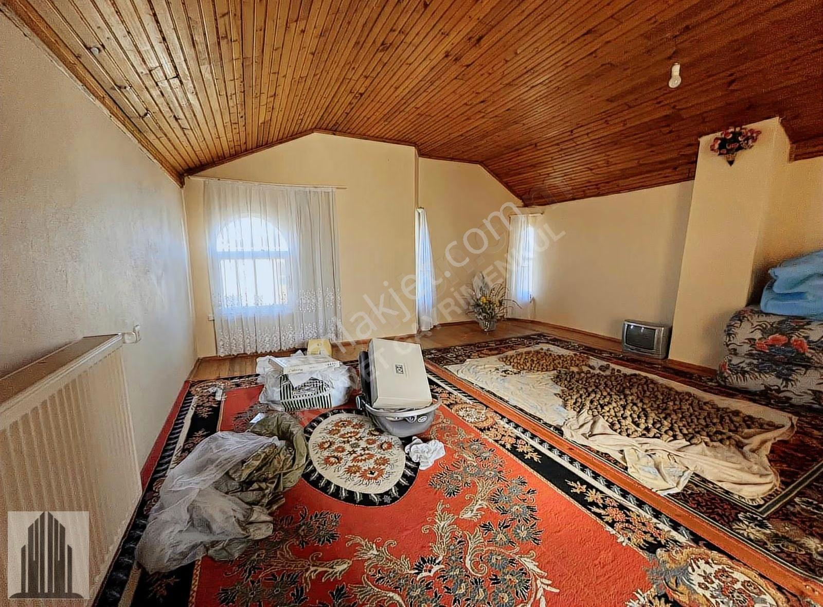 Kuvvet'ten Çatalçamda Denize Yürüme Mesafesinde Yazlık - Görsel 9