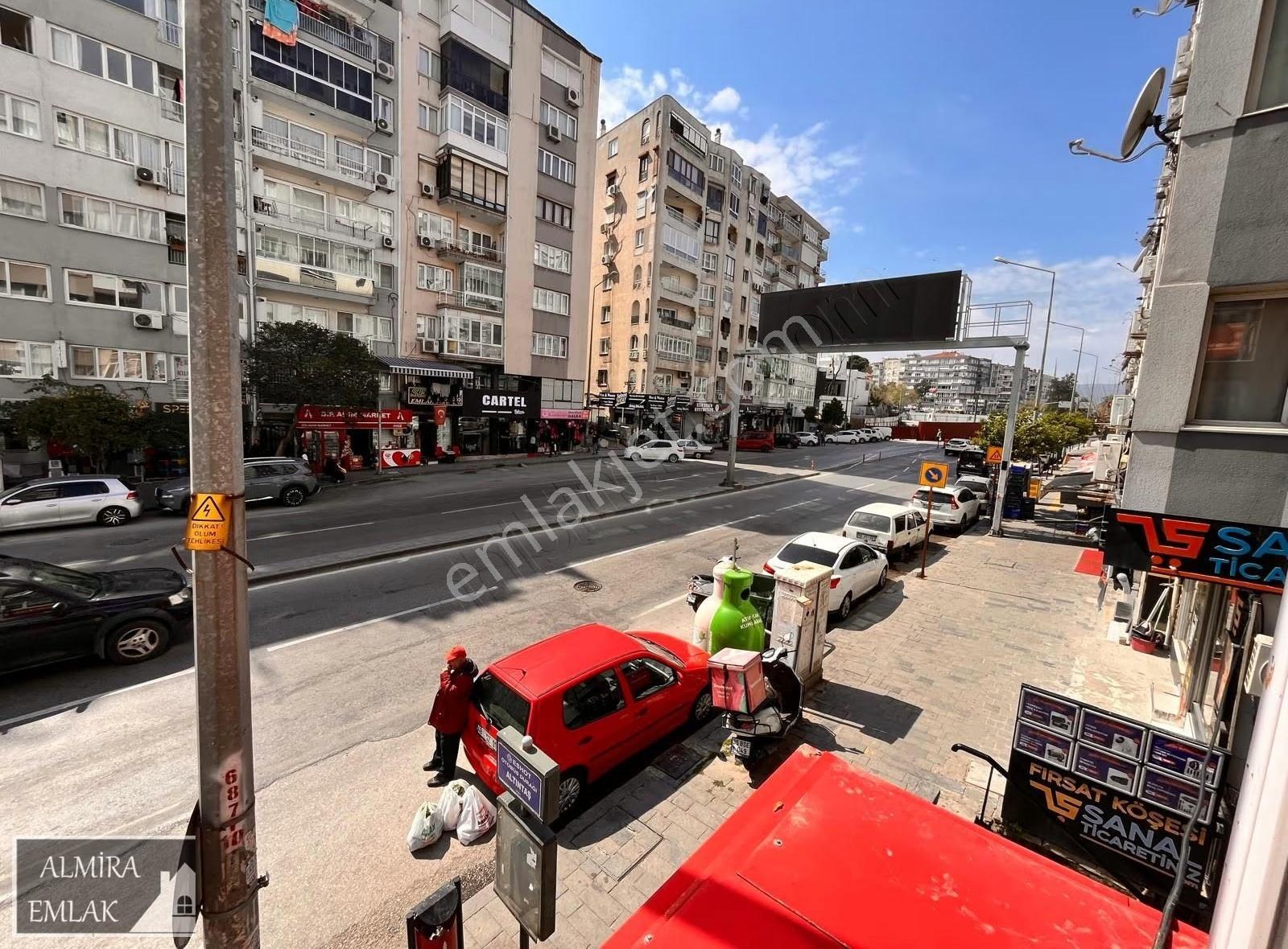 Hatay Üçyol Da Üçyol Meydan Da 3+1 Köşe Asansörlü Daire