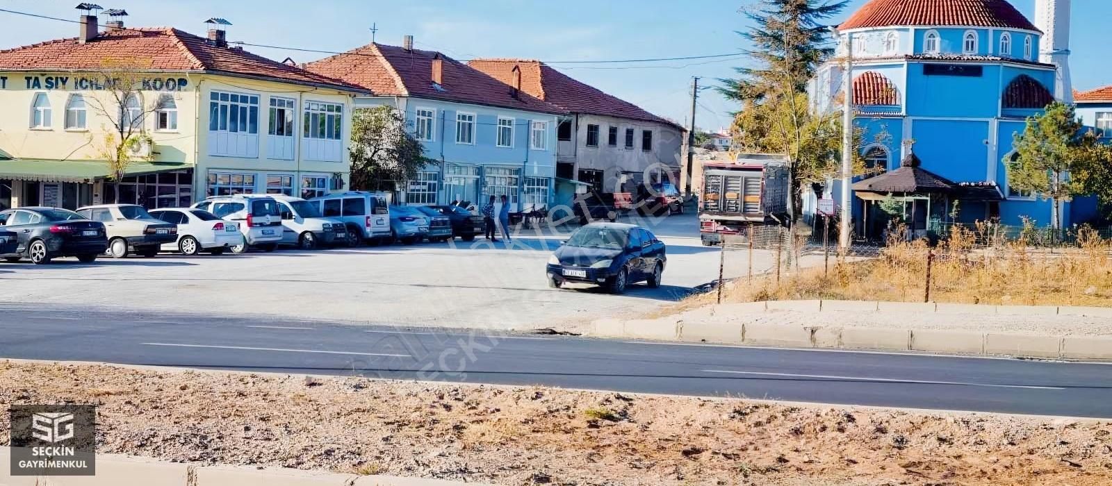 Merkezde Kaçmaz Fırsat İçerisinde Yapı Bulunan Arsa - Görsel 7