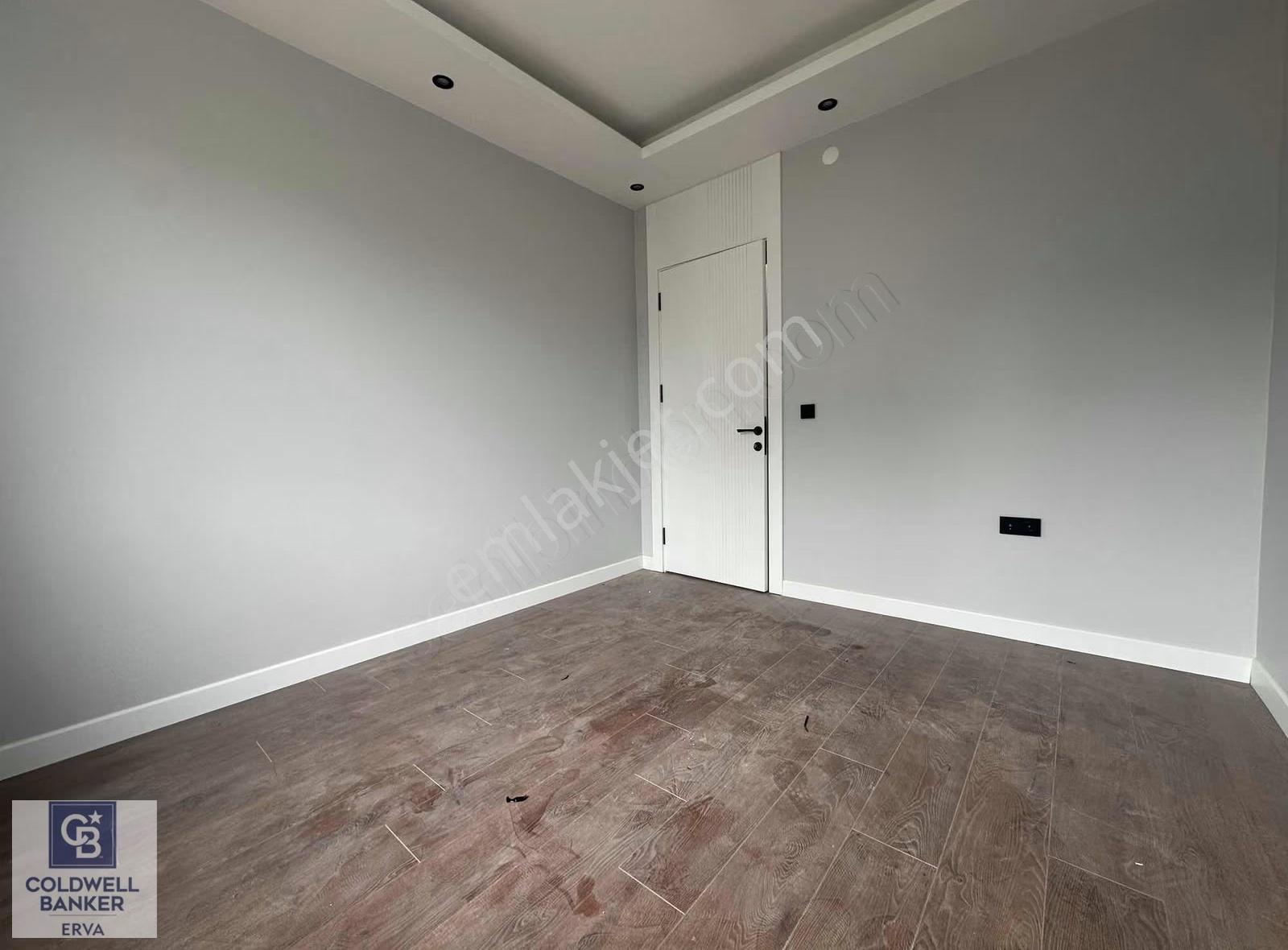 Gölbaşı Bahçelievlerde Göl Manzaralı 5+1 Full Yapılı Sıfır Villa - Görsel 8