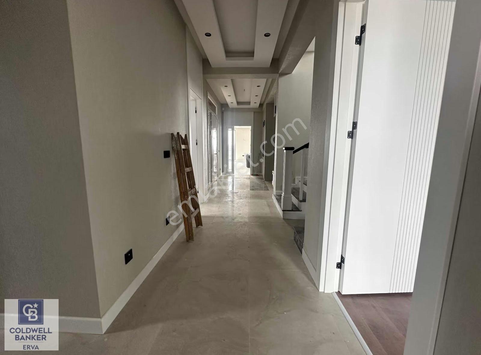 Gölbaşı Bahçelievlerde Göl Manzaralı 5+1 Full Yapılı Sıfır Villa - Görsel 10