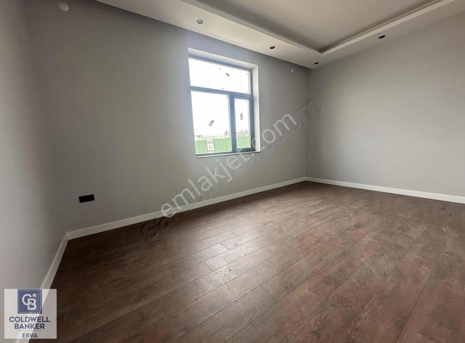 Gölbaşı Bahçelievlerde Göl Manzaralı 5+1 Full Yapılı Sıfır Villa - Görsel 30
