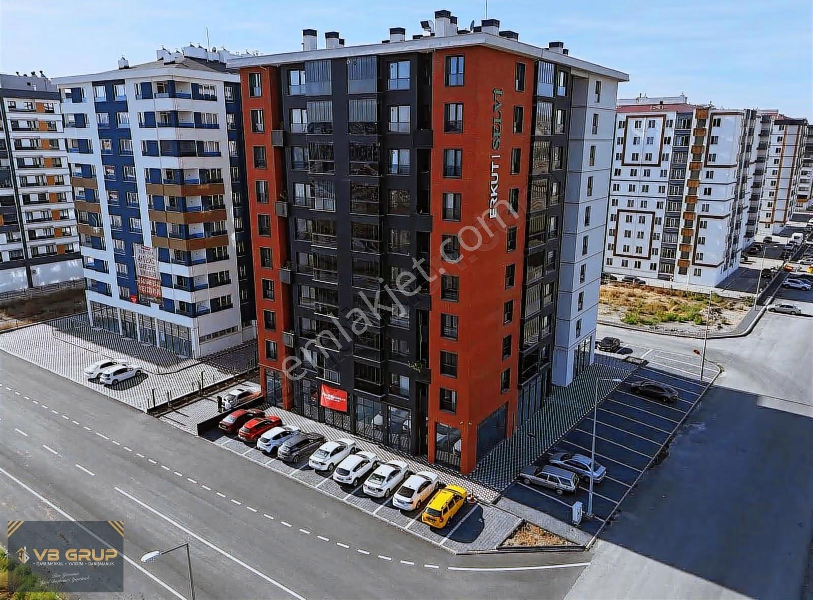 Şehirhastanesi 2,5+1 Erkut Selvi Ultra Lüks Satılık Daire