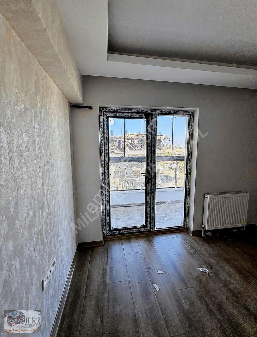 İncekte Kiralık Sıfır Geniş Yapılı 1+1 Ler - Görsel 19