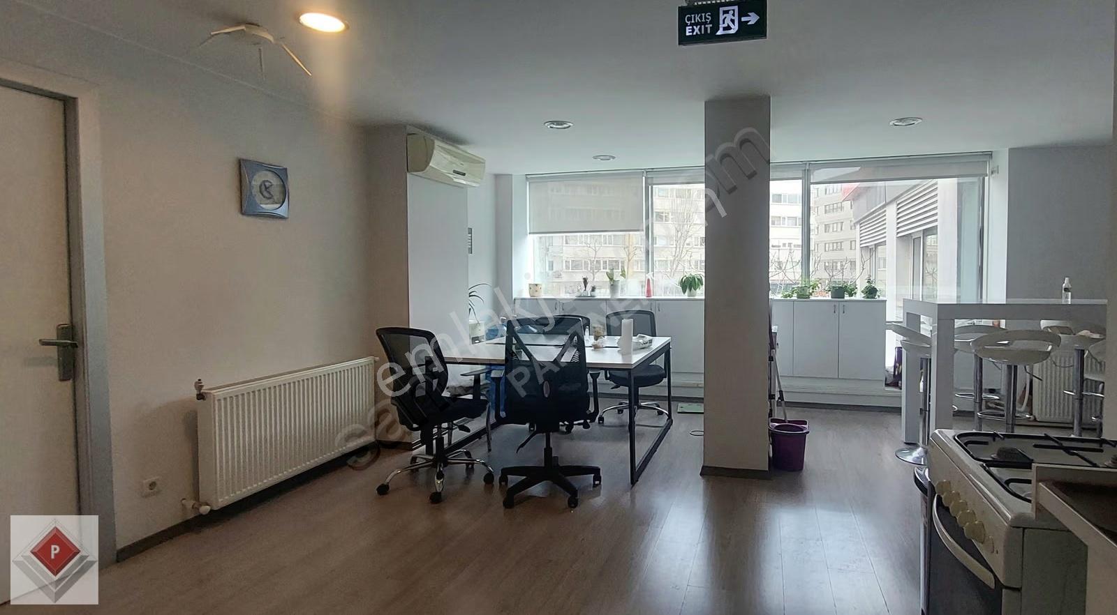 Gayrettepe Yıldız Postada 300 M², Bölmeli, Prestijli Kat Ofisi - Görsel 2