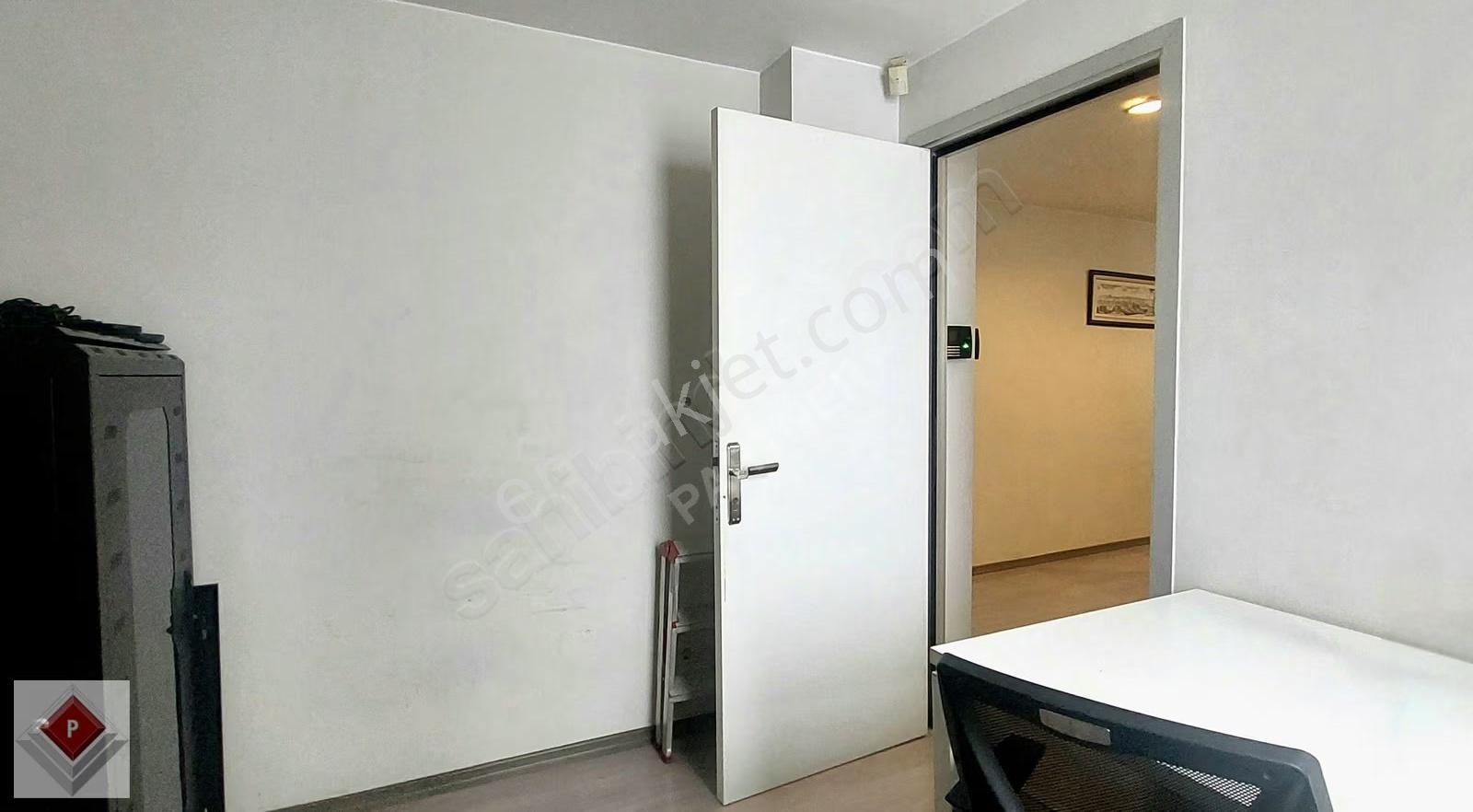 Gayrettepe Yıldız Postada 300 M², Bölmeli, Prestijli Kat Ofisi - Görsel 25