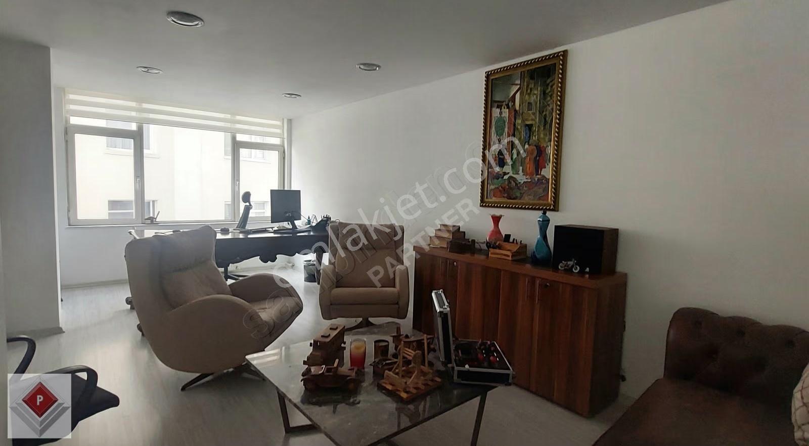 Gayrettepe Yıldız Postada 300 M², Bölmeli, Prestijli Kat Ofisi - Görsel 19