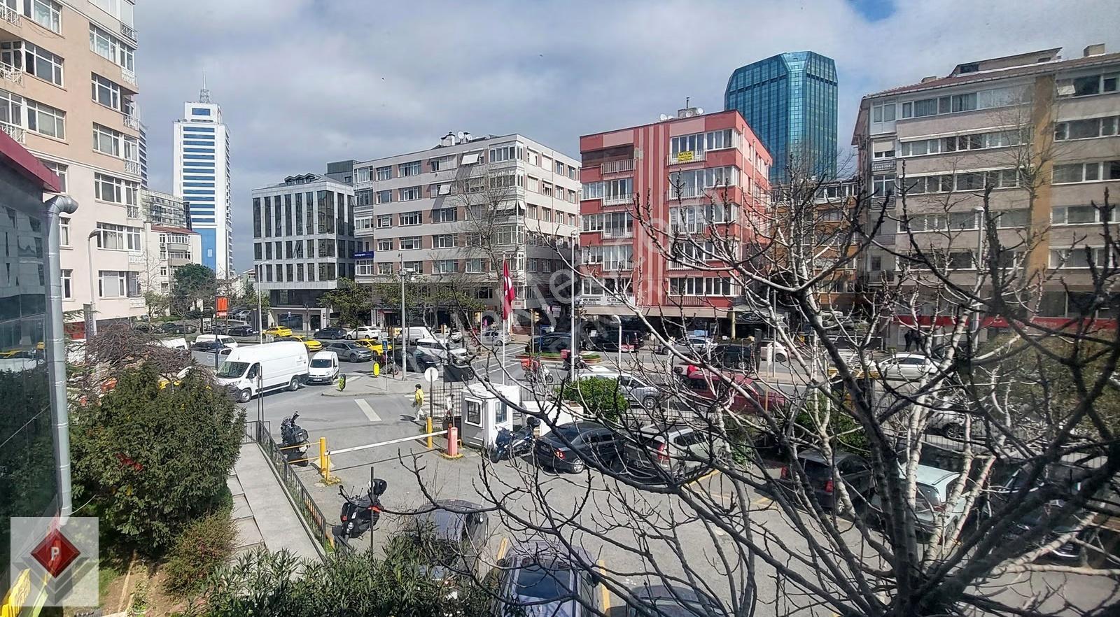 Gayrettepe Yıldız Postada 300 M², Bölmeli, Prestijli Kat Ofisi - Görsel 35