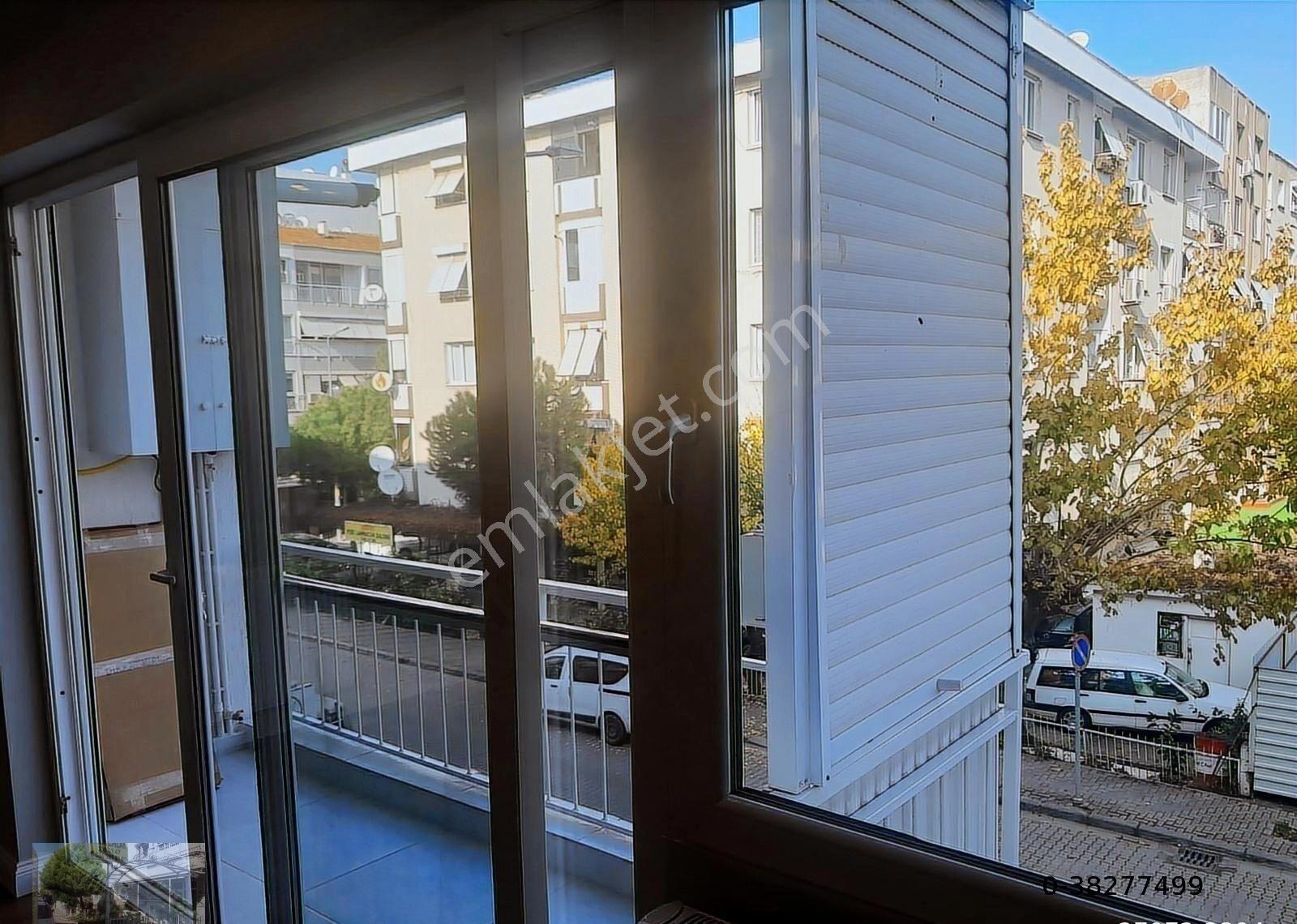 Bostanlı Merkezde Sahile Çok Yakın - Görsel 14