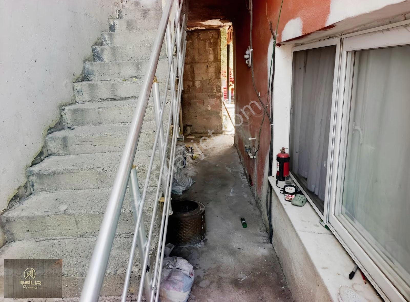 Narlıca 27 Mayıs Caddesi 2. Katlı Ana Yol Üstü 2+1 Bahçeli Ev - Görsel 8