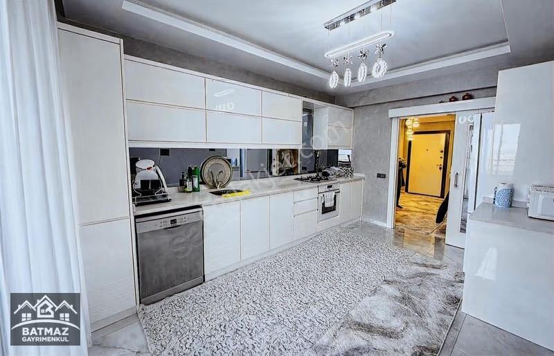 Batmaz'dan Beykent 4.etap 3+1 Han Gibi Geniş Bol Ekstralı Daire