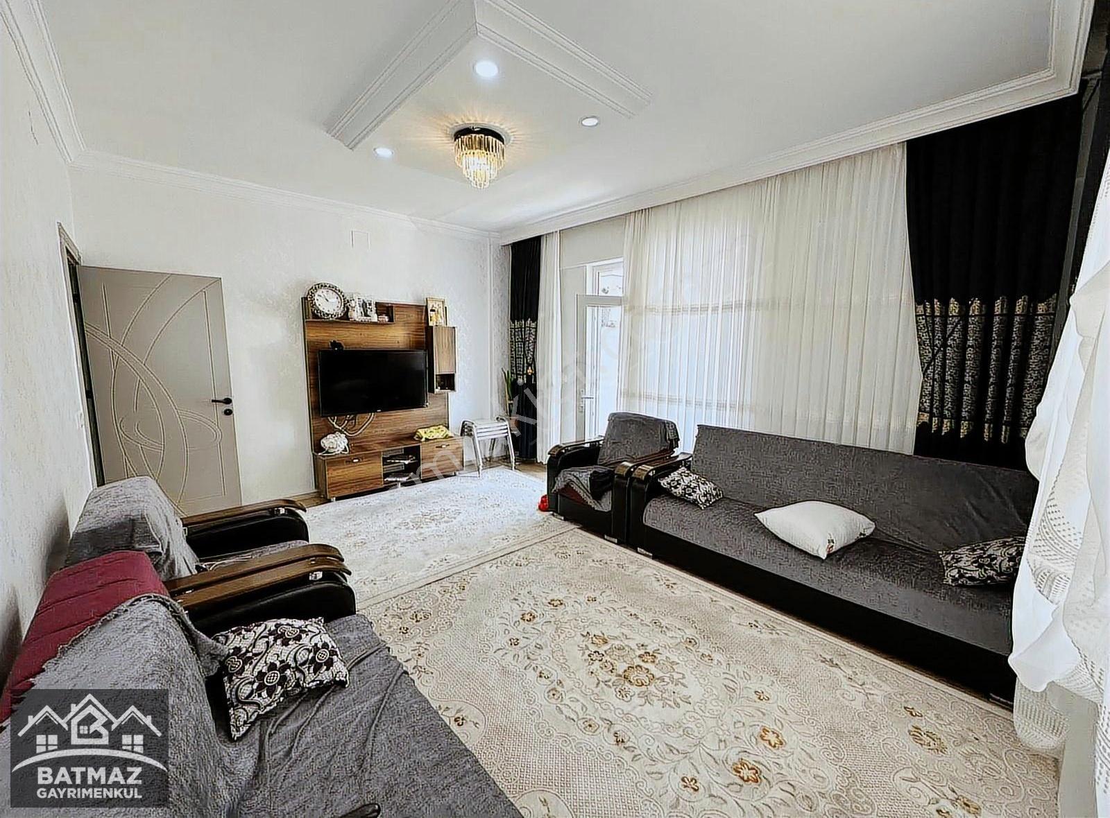 Batmaz'dan Beykent 3.etap Gaziler Havuz Cvr. Satılık 3+1 Daire
