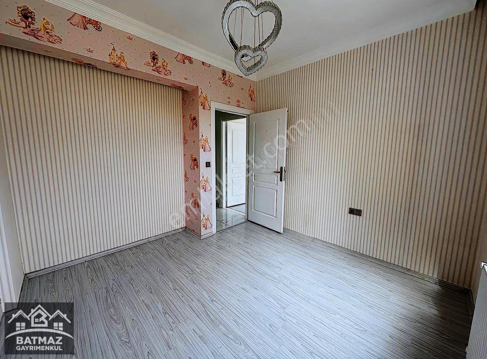 Batmaz'dan Beykent 2.etap'da 3+1 Kiralık Lüks Daire - Görsel 26