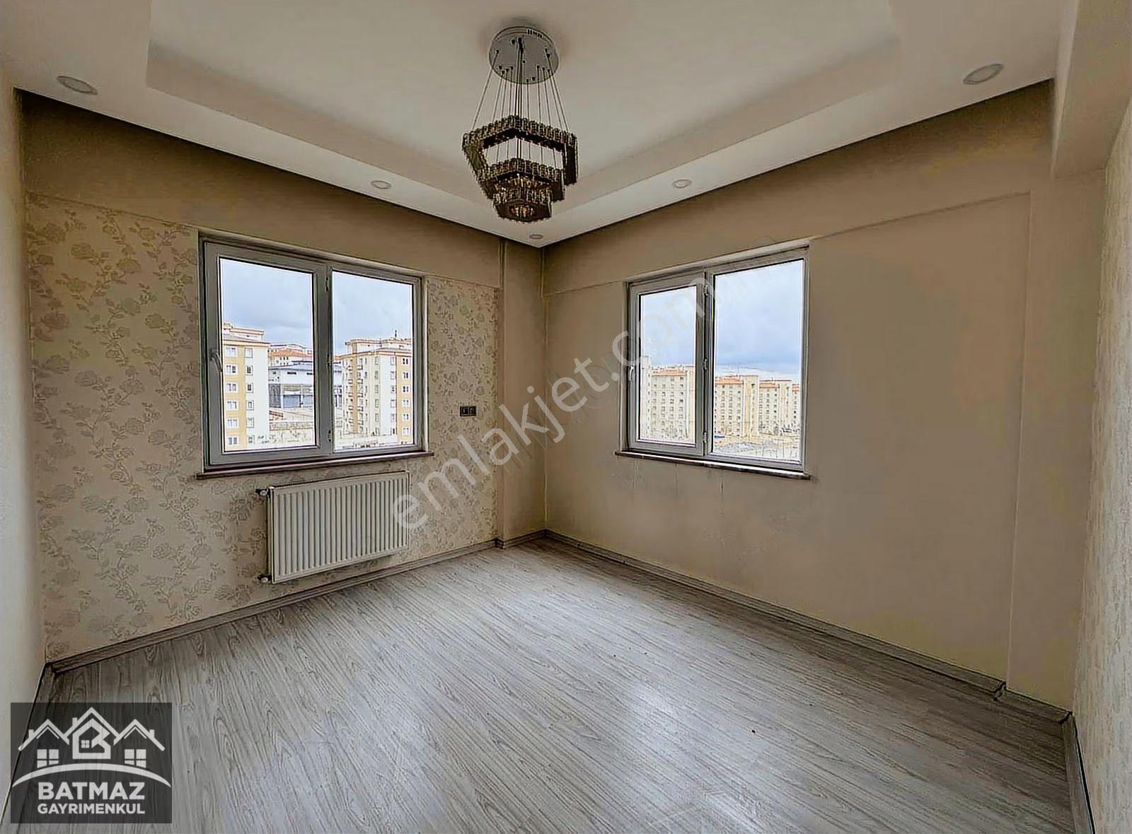Batmaz'dan Beykent 2.etap'da 3+1 Kiralık Lüks Daire - Görsel 13