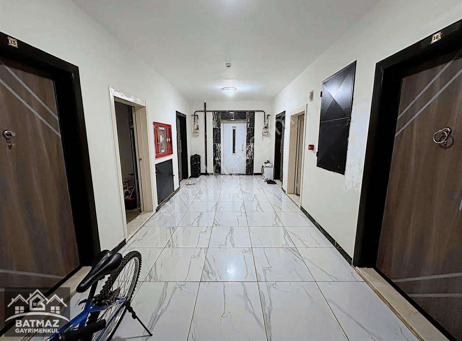 Batmaz'dan Beykent 2.etap'da 3+1 Kiralık Lüks Daire - Görsel 29