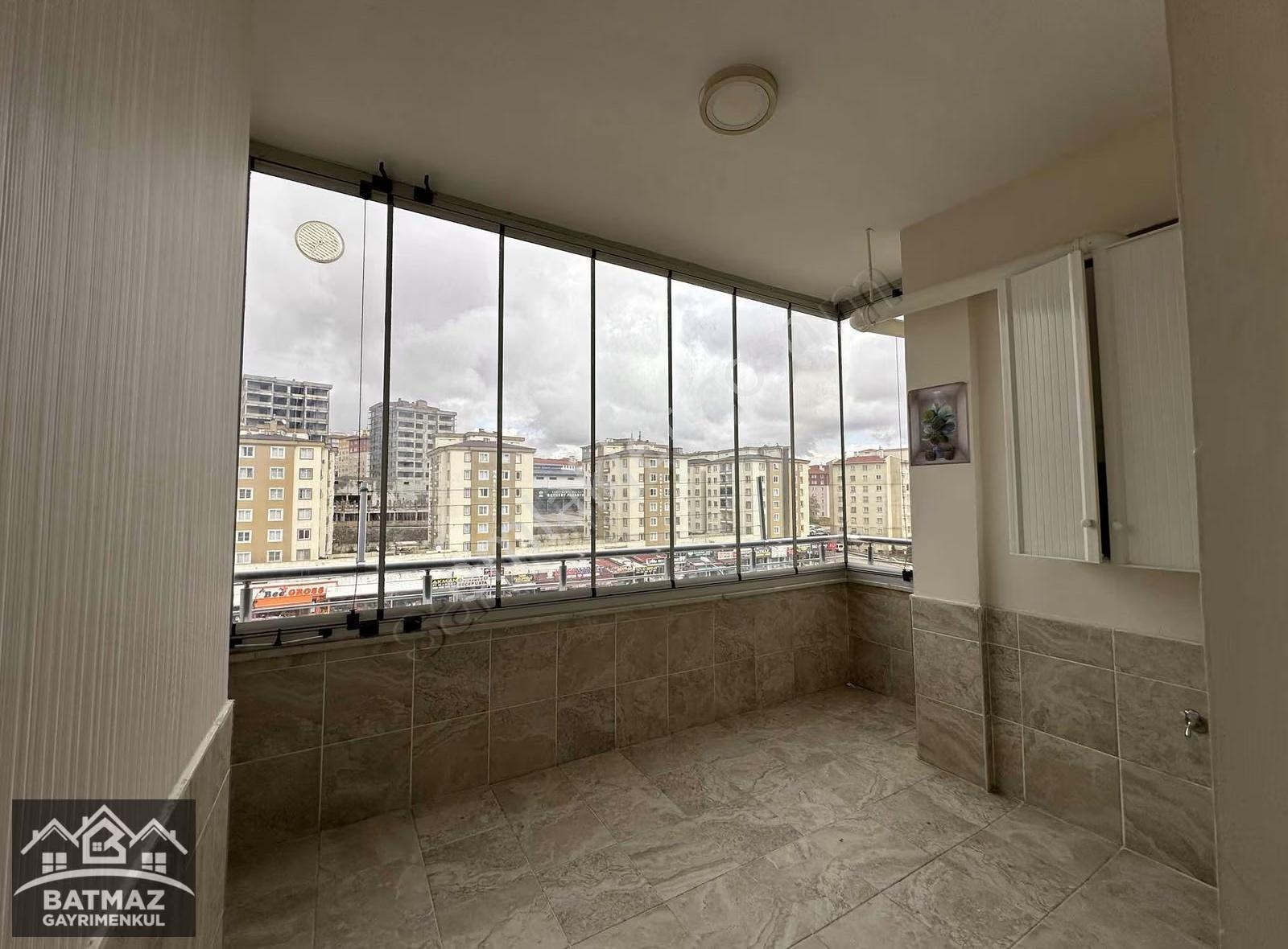 Batmaz'dan Beykent 2.etap'da 3+1 Kiralık Lüks Daire - Görsel 24
