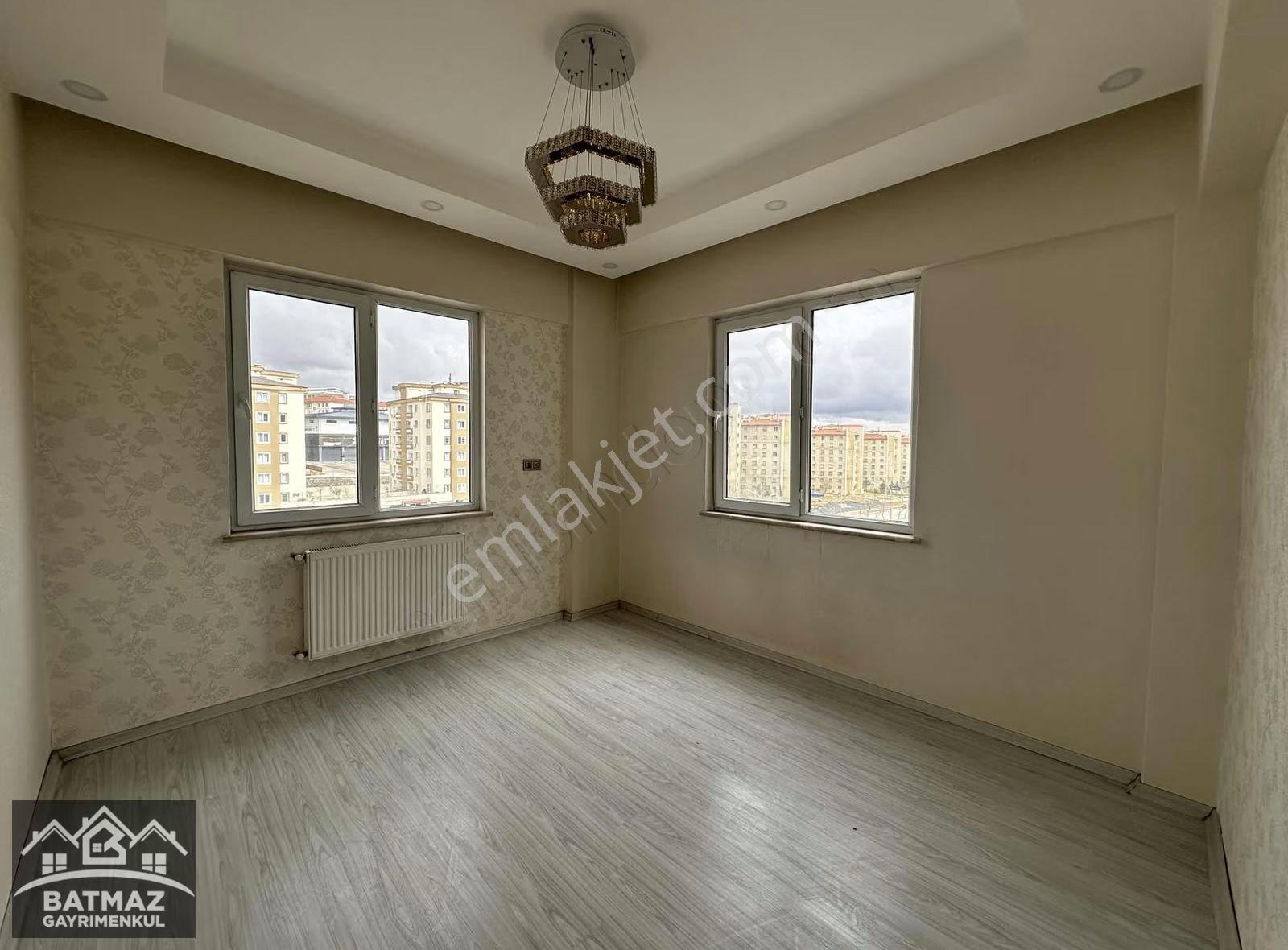 Batmaz'dan Beykent 2.etap'da 3+1 Kiralık Lüks Daire - Görsel 19