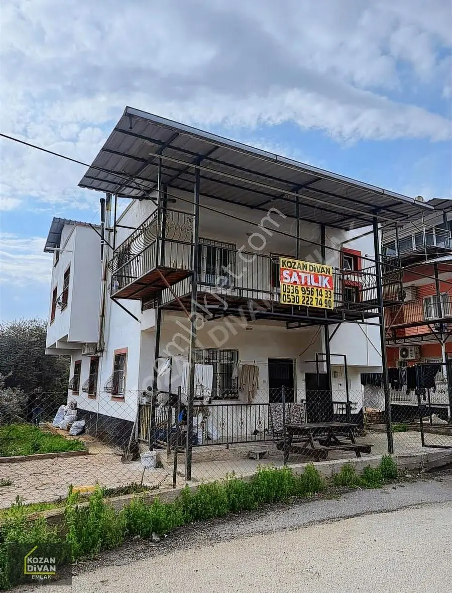 Kozan Divan Emlak'tan Çanaklı Kavşağına Komşu Satılık Müstakil