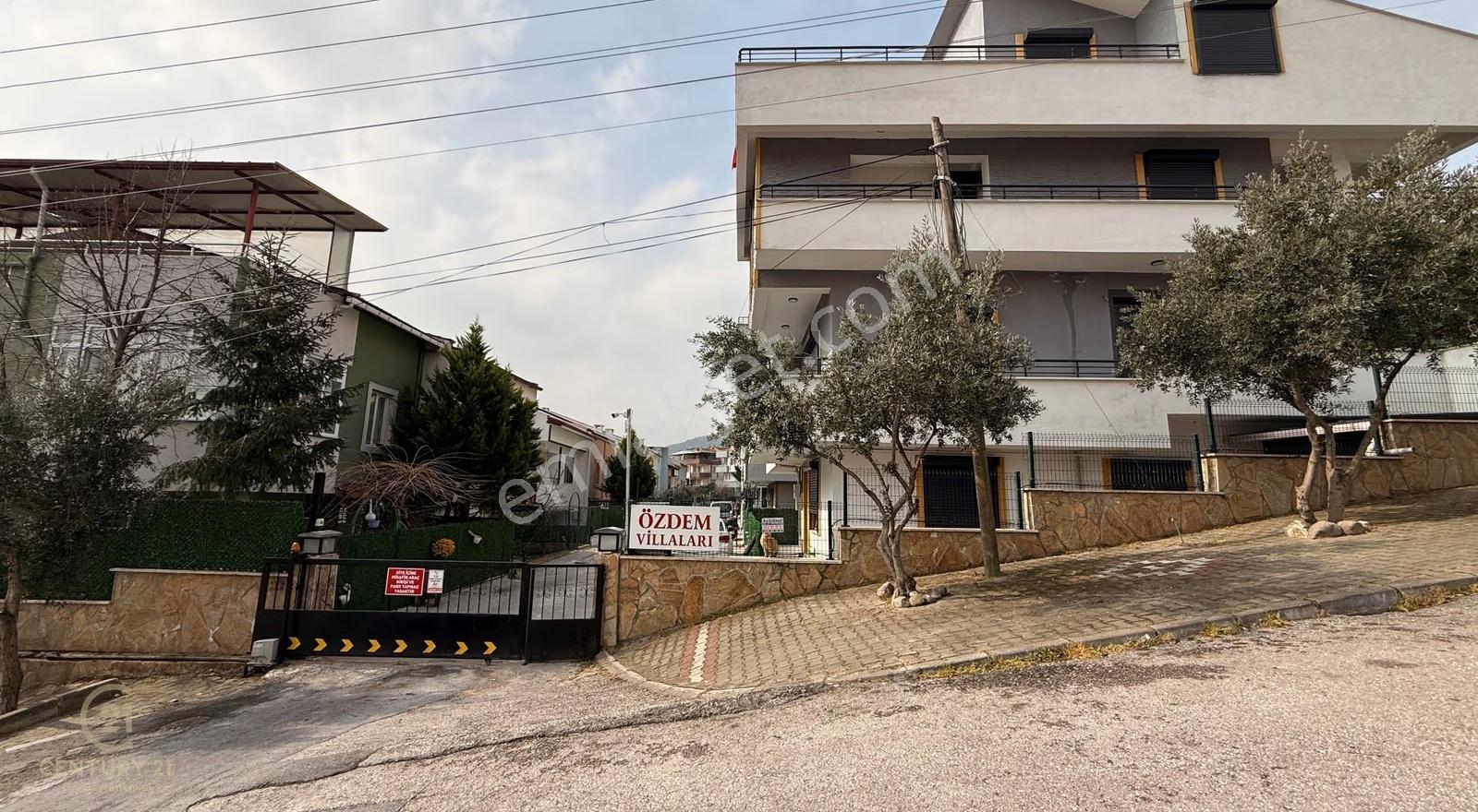 C21 Bal'dan Kuva-i Milliye Mah. Natamam 4 Katlı Satılık Villa - Görsel 3