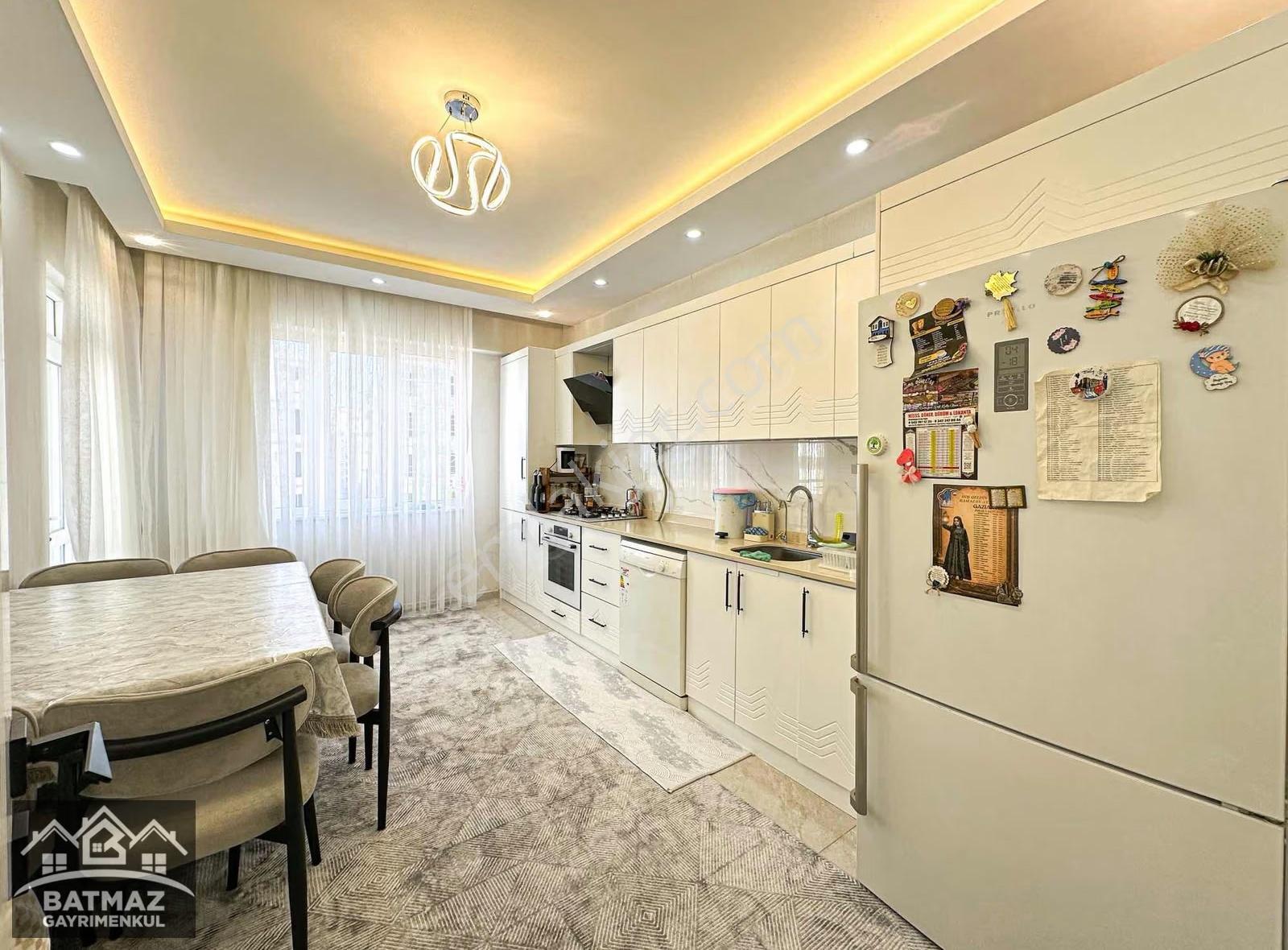 Batmaz'dan Beykent Mah. Ultralüks 3+1 180 M² Geniş Özel Tasarım - Görsel 4