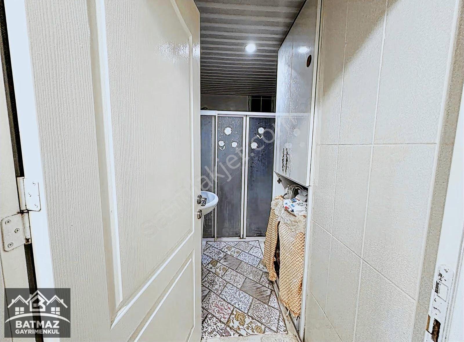 Batmaz'dan Beykent 3.etap'da 2+1 Satılık Cadde Üzeri Daire - Görsel 5