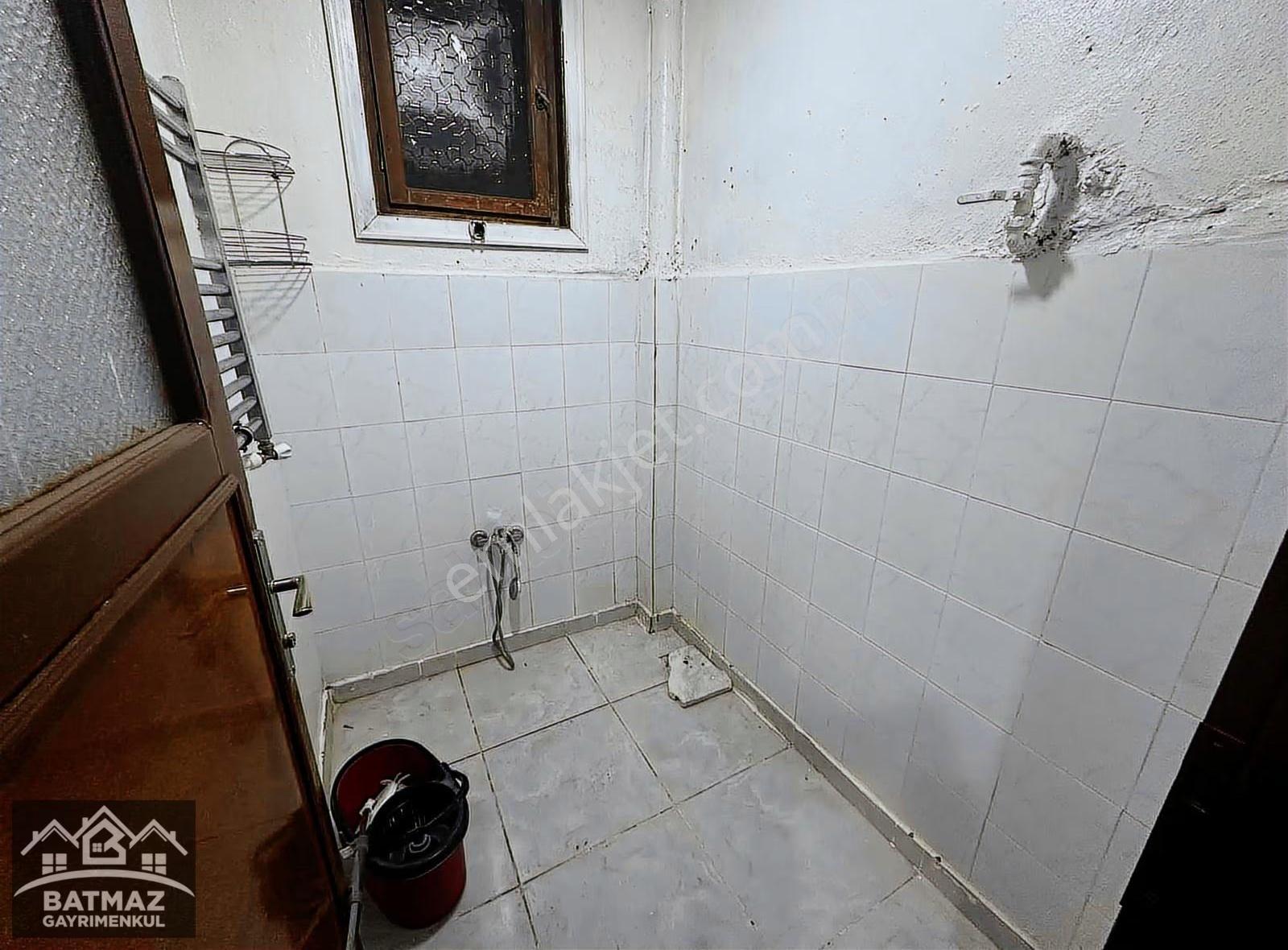 Batmaz'dan Şehitkamil Hastane Cvr. 3 Katlı Müstakil Ev - Görsel 17