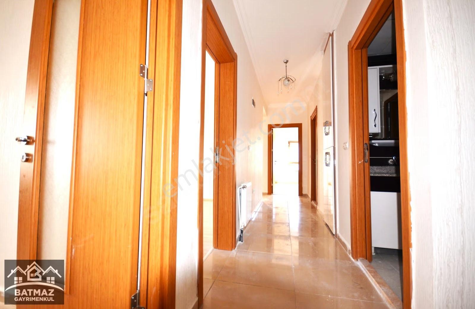 Seyrantepe Umut Konutları'nda Satılık 3+1 Daire (130m²)