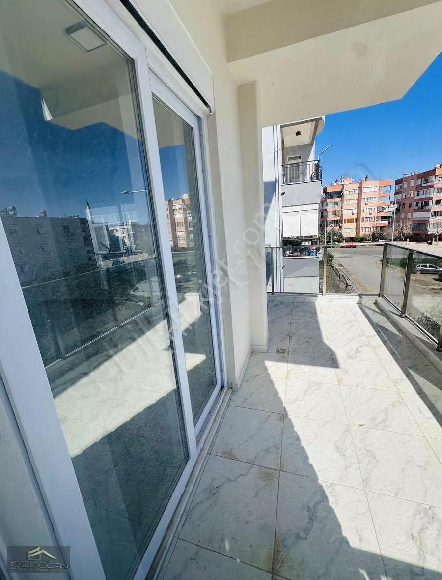 Özdoğan Emlaktan Tranvay Yakını 2+1 100m2 Katta Sıfır Daire - Görsel 2